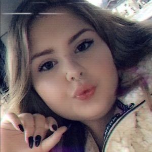 Meet your Posher, Hannah